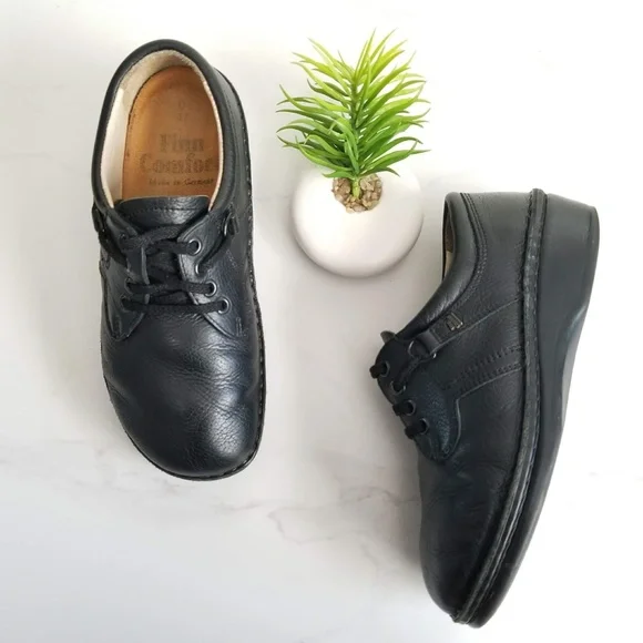 Womens comfort deals oxfords